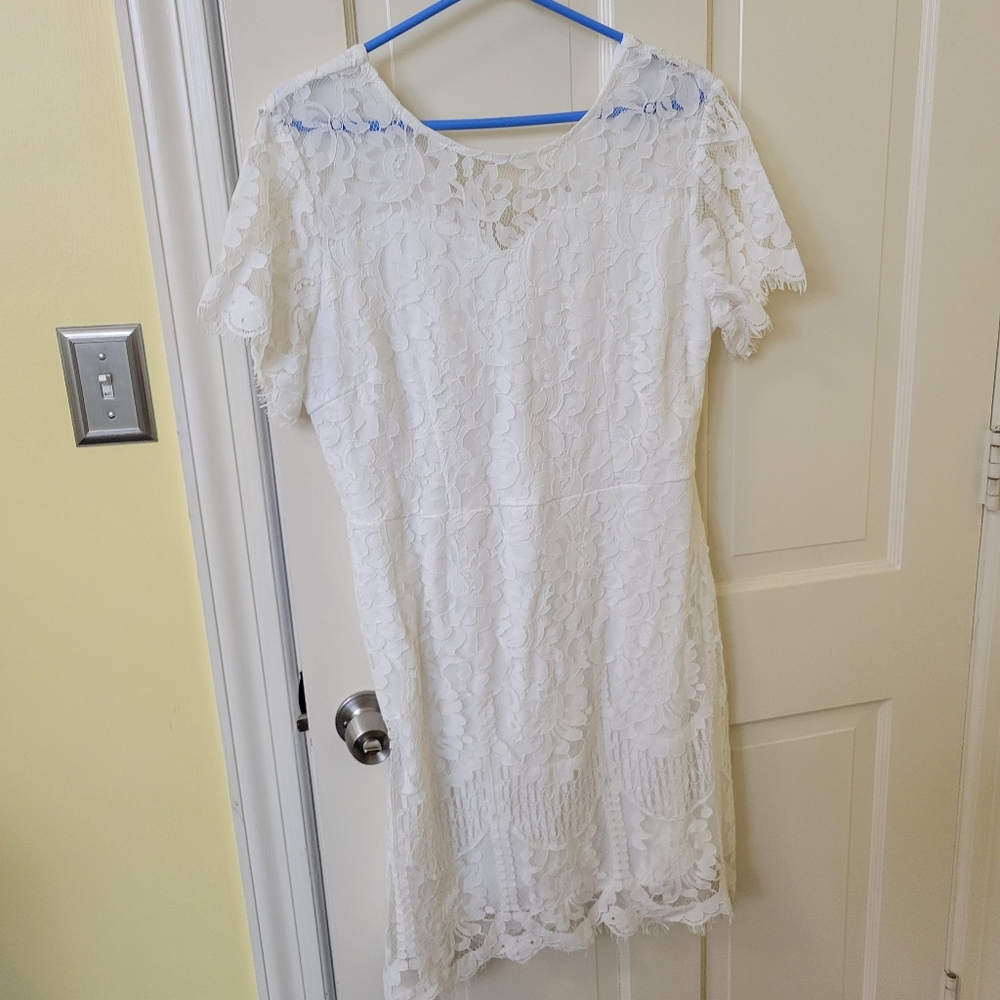 White lace dress